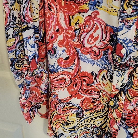 Investments SzLg Swirl Pattern long sleeve to 3/4 Sleeve button-down blouse - Picture 4 of 5